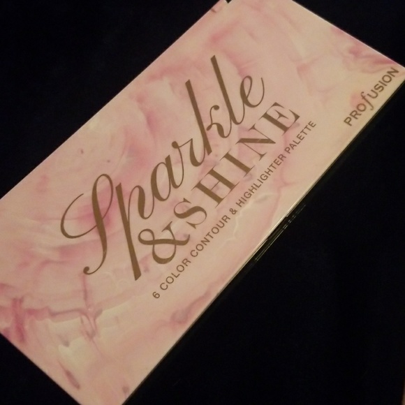 Makeup - Picture 4 of 6